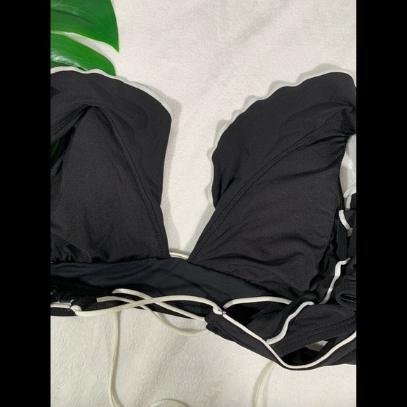 Robin Piccone Black Ruffle Bikini - Picture 9 of 14